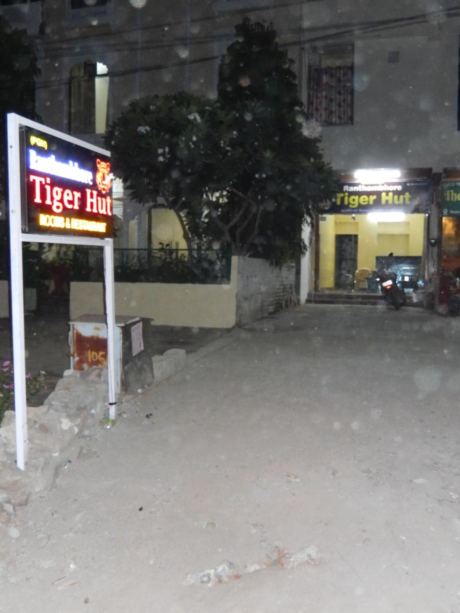 Ranthambhore Tiger Hut Sawai Madhopur Extérieur photo